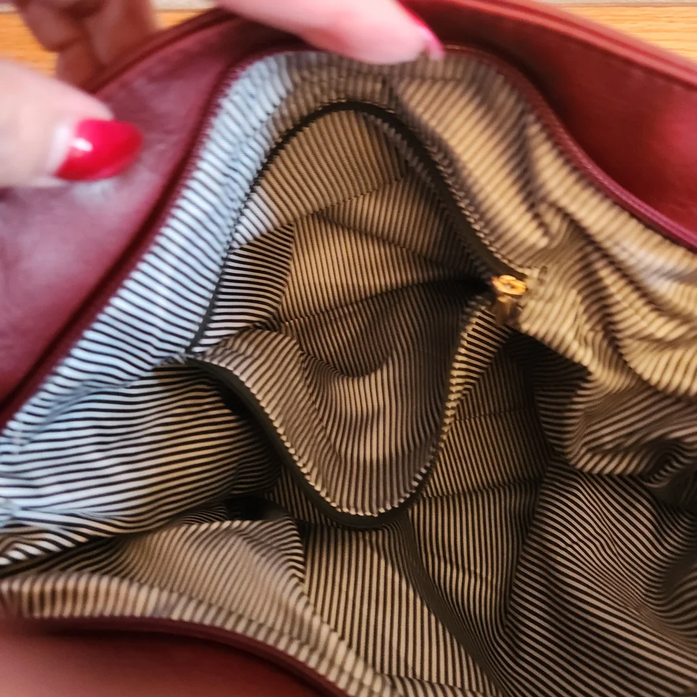 Elegant Burgundy Faux Leather Shoulder Bag Multi Pockets